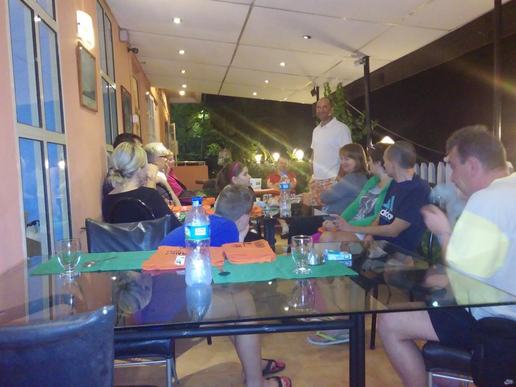 Days Inn Kandy Eksteriør billede