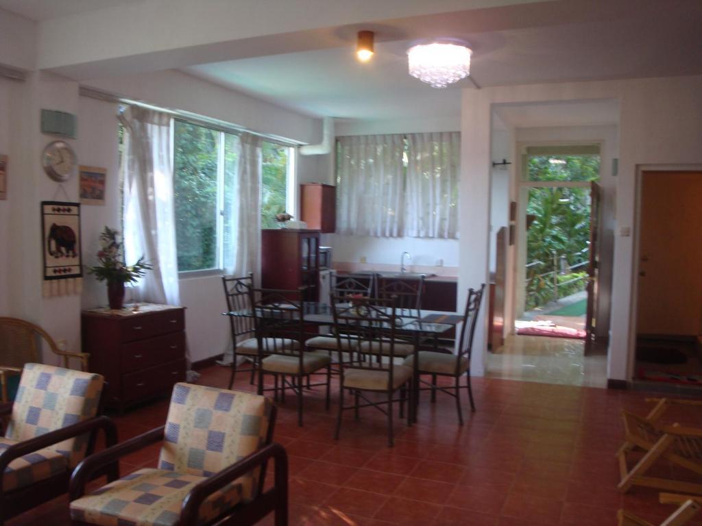 Days Inn Kandy Eksteriør billede