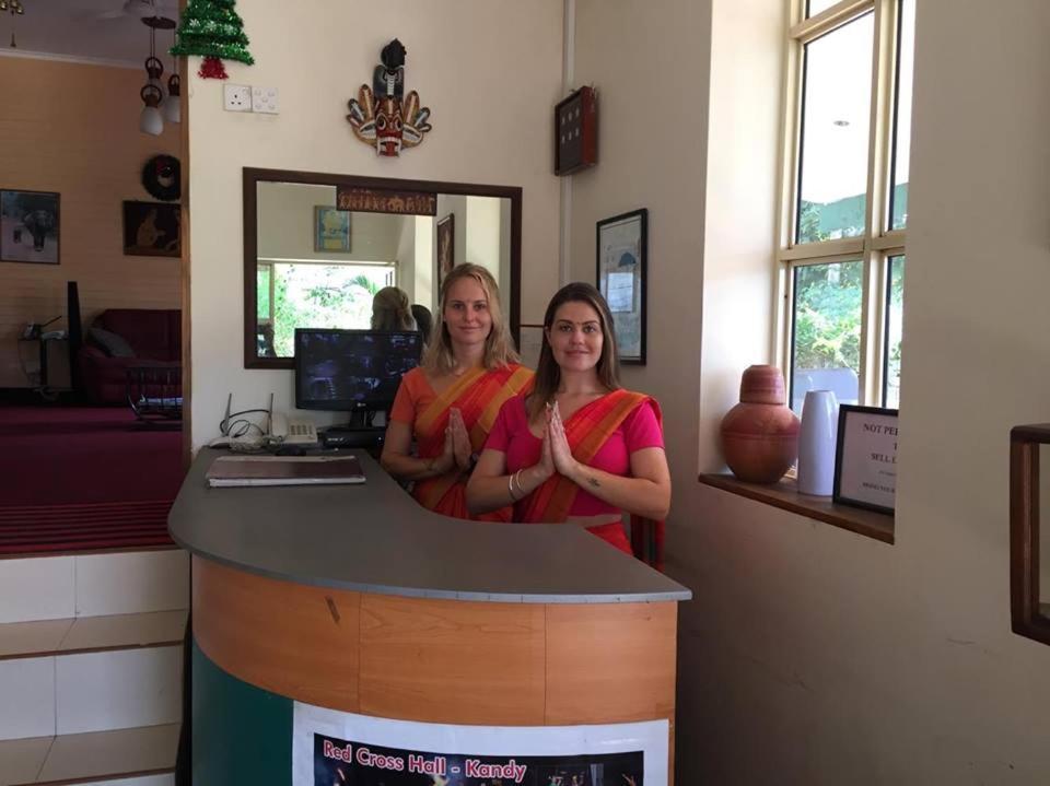 Days Inn Kandy Eksteriør billede